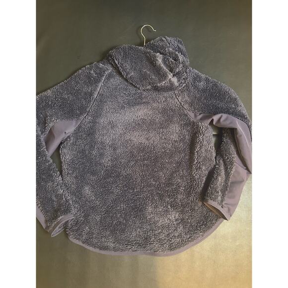 Nike Fuzzy Sherpa Teddy Bear Hoodie Pullover Women Size Small Athletic - Picture 7 of 8